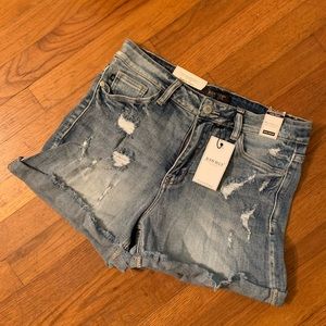 🌻Judy Blue high waisted shorts🌻